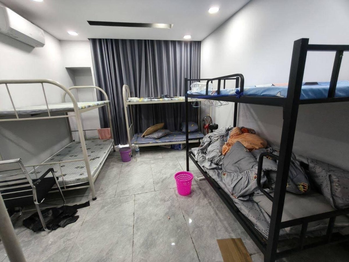 金边雷西郊区查获大批诈骗工具 警方突击潘西亚园区