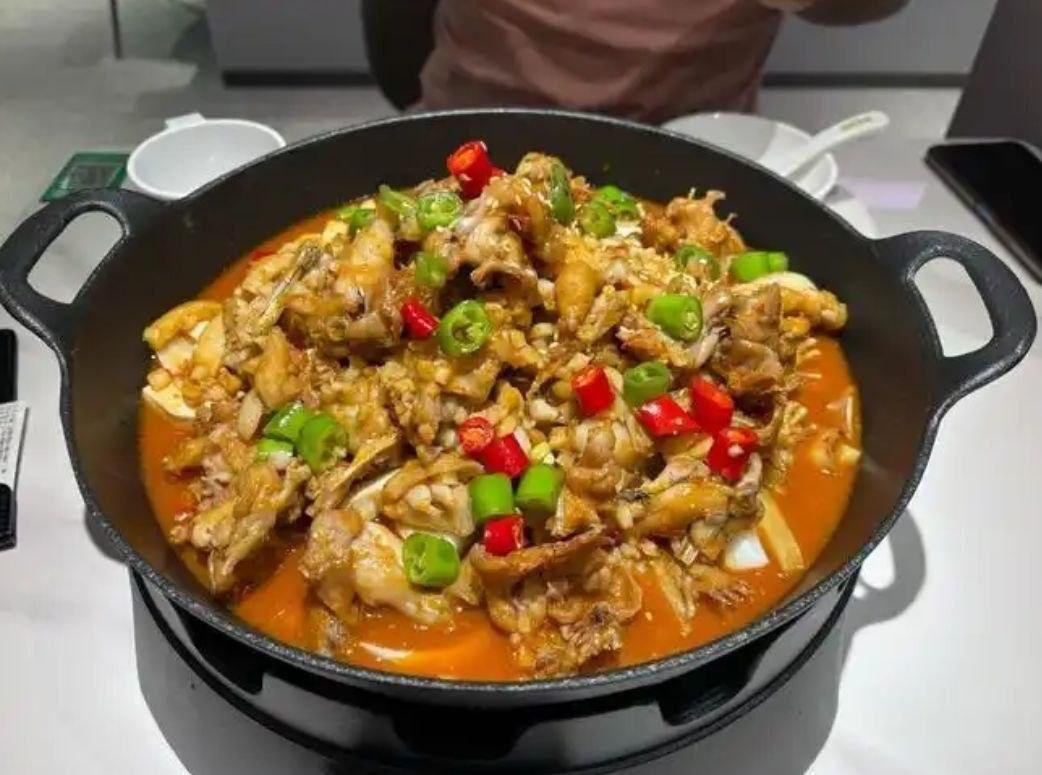 西港杨大厨私房菜推出高性价比工作餐,单餐4美元,全天三餐仅需