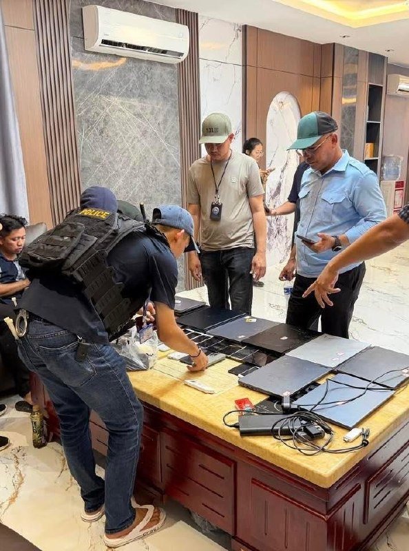 西港警方突查电诈窝点 抓获26名外籍非法居留者
