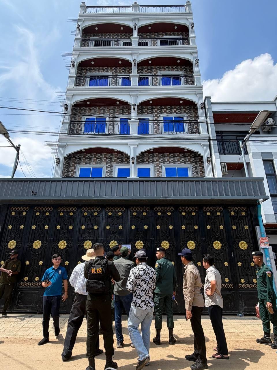 波贝突查涉诈4层大楼 22名印尼籍嫌犯被捕