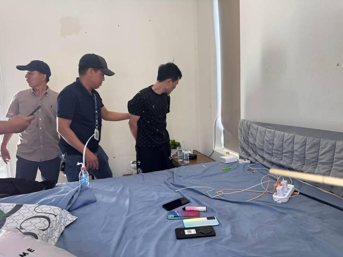 金边森速区突袭网诈窝点 16名外籍人员被捕