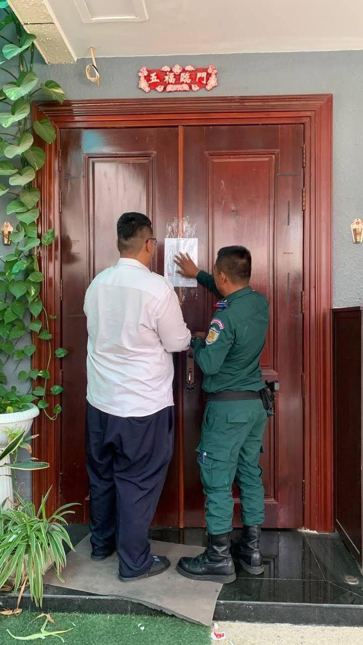 金边森速区突袭网诈窝点 16名外籍人员被捕
