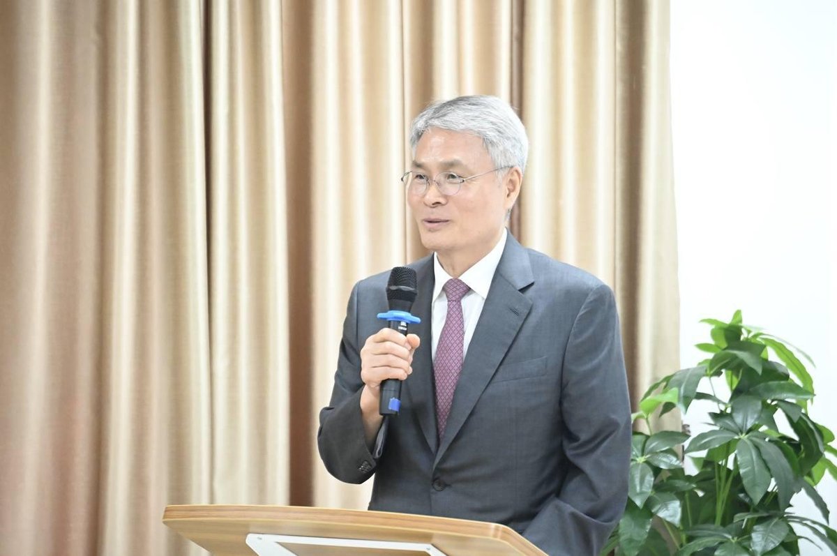 皇家金边大学与韩国东国大学签署学术合作协议