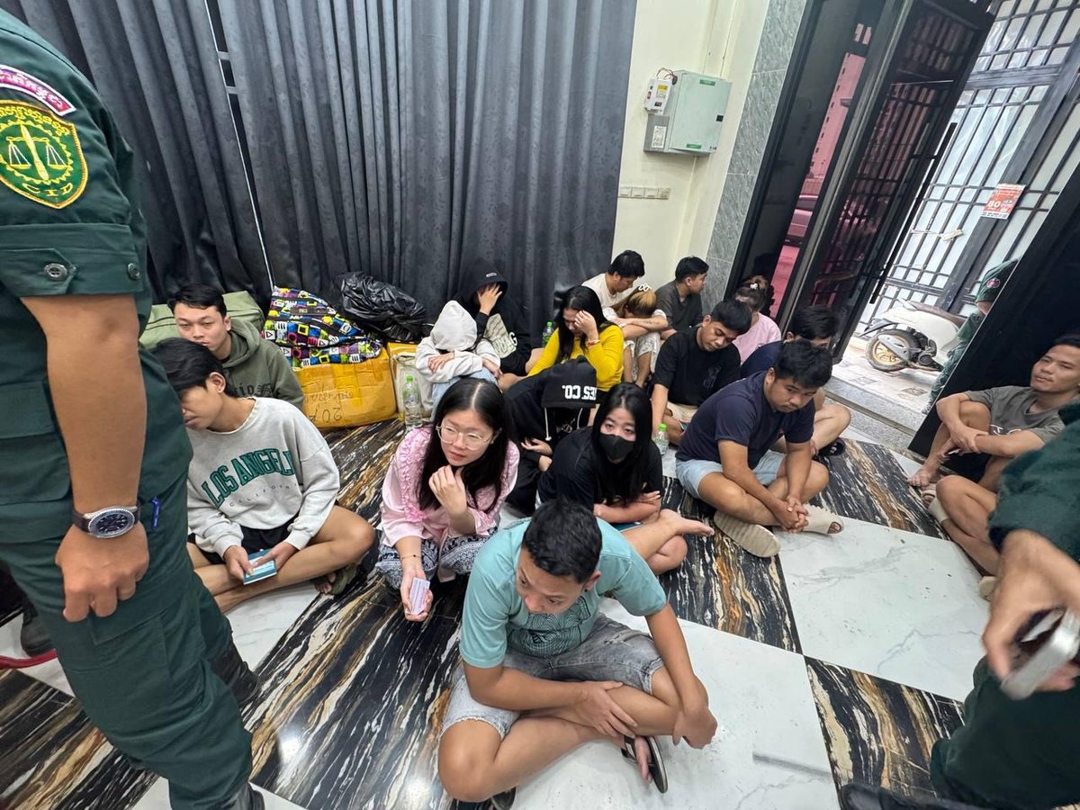 波贝警方突袭涉诈公寓 抓获92名非法外籍人员