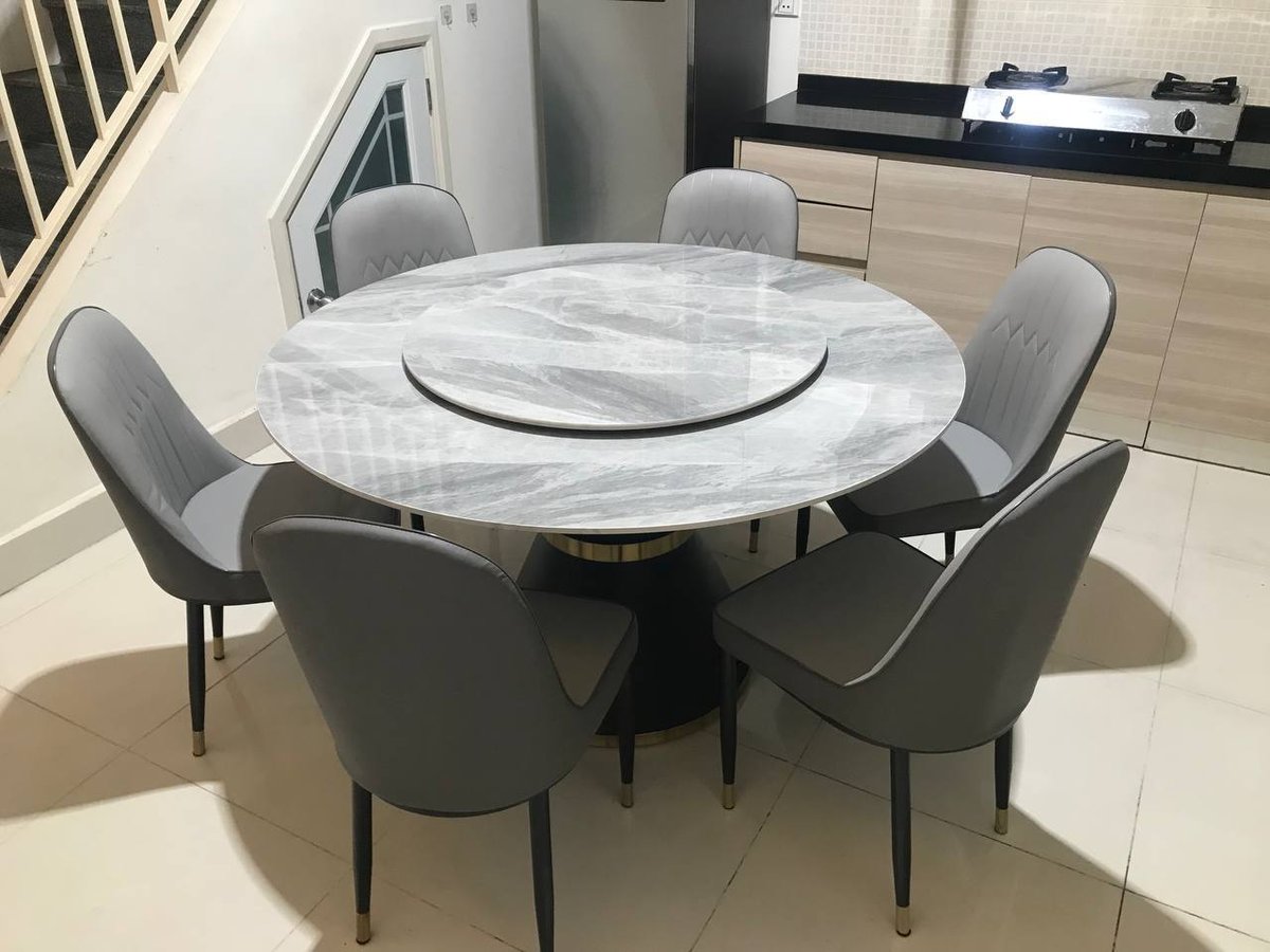 炳发城小区临街店铺招租 月租$900 4房5卫带家具
