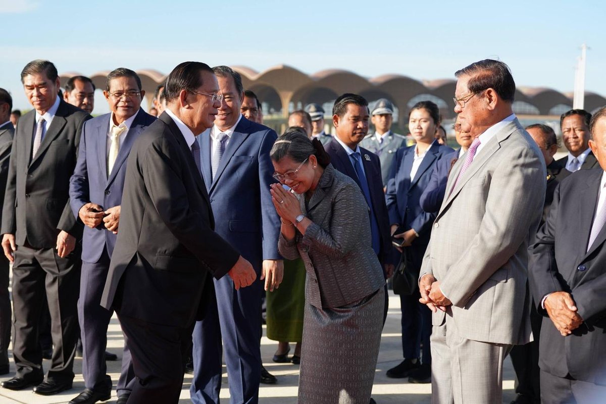 洪森率高级代表团启程访华 25日至27日举行多场会谈