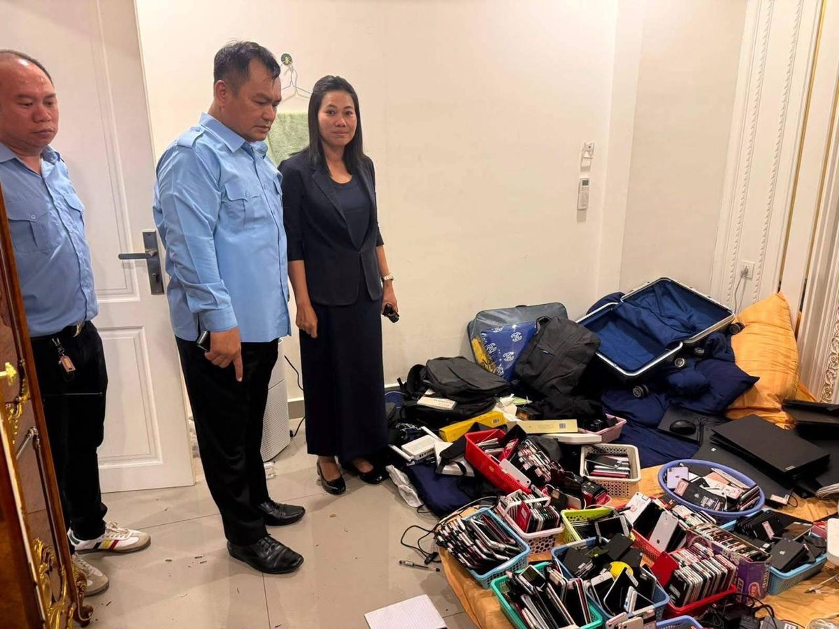 金边朗哥区突袭涉诈窝点 逮捕24名中马籍嫌犯