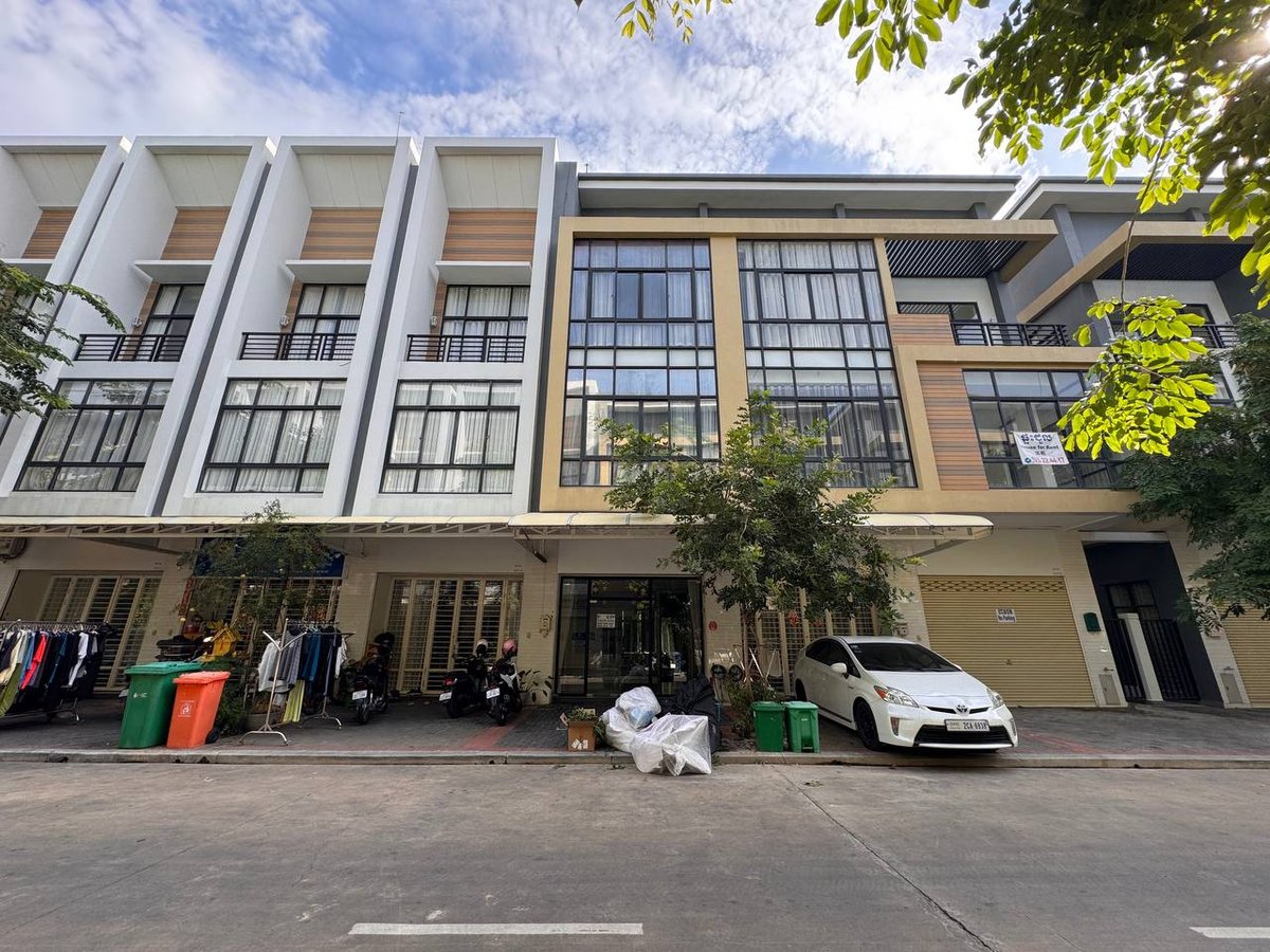 金边炳发城小区现有一间店铺招租,月租金$600