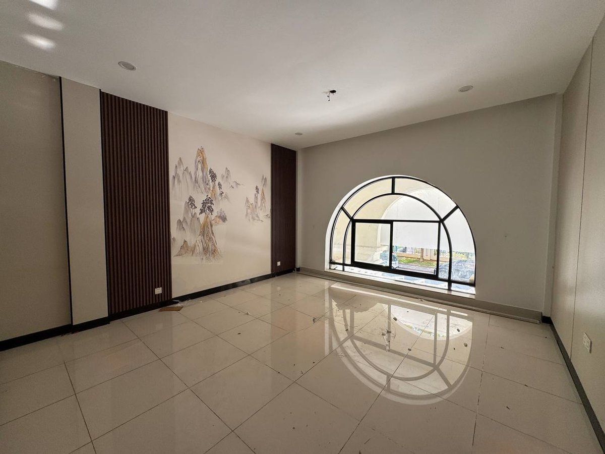 一号路炳发城上街店铺出租 月租$2500 9米面宽