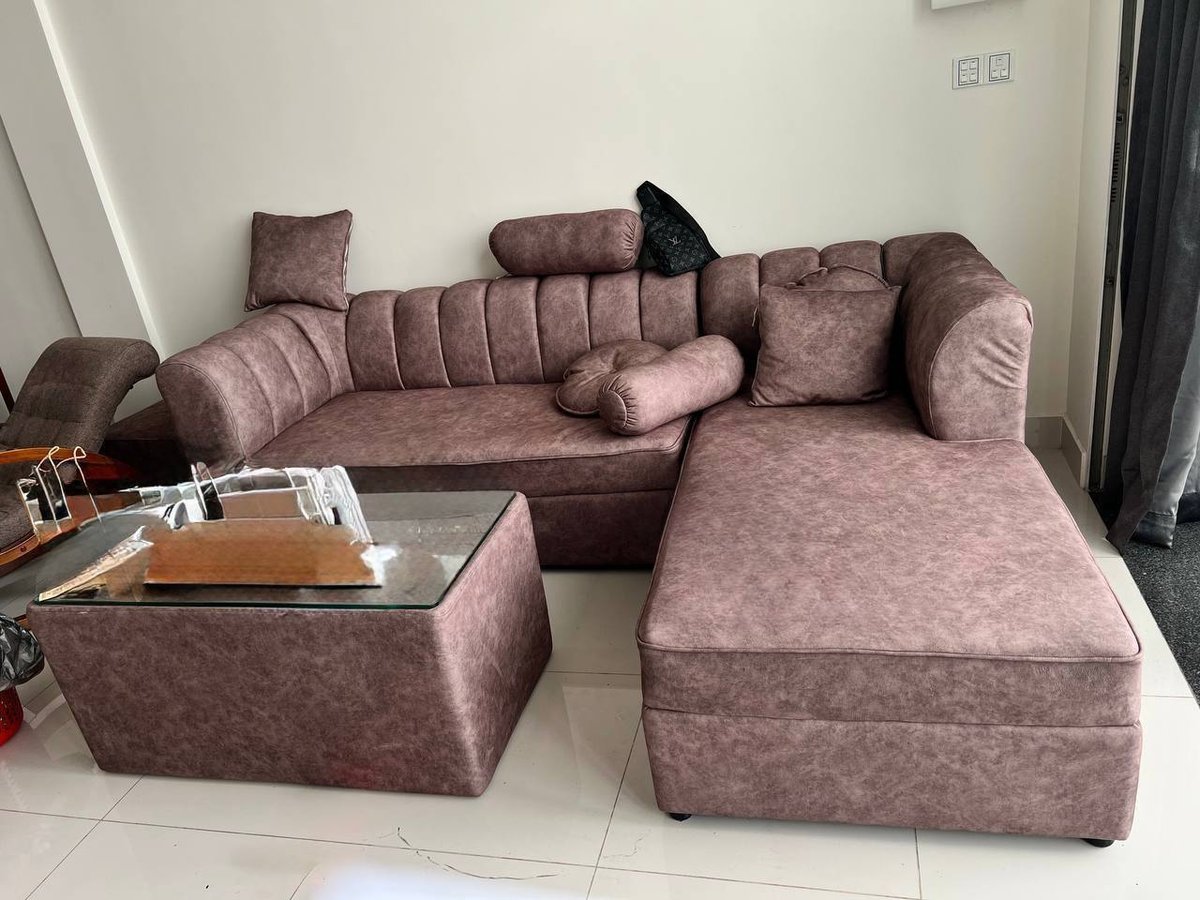 一号路炳发城2套店铺出租 月租$2000 8房10卫