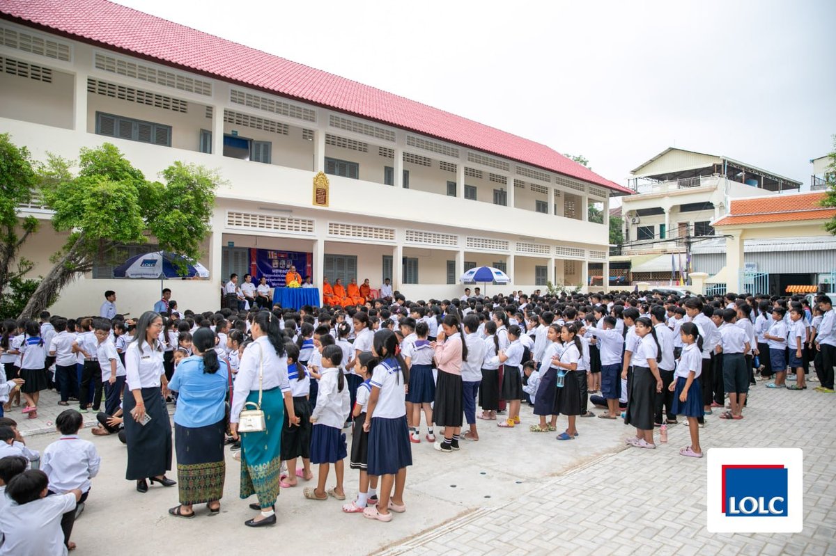 LOLC柬埔寨向达波高小学捐赠10台电脑 助力教学数字化