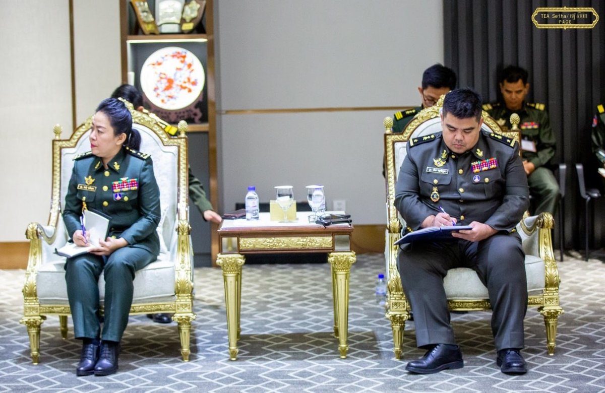 狄西哈会见新加坡驻柬大使 探讨双边国防合作