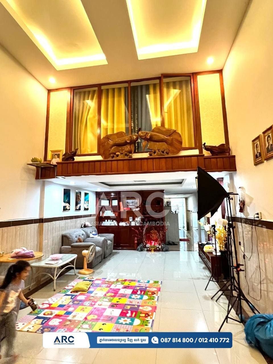 棉芷区炳发集团排屋出售,房屋面积4m x 16m,土地面积4