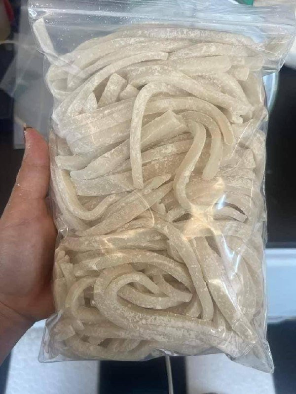 柴桢省特色手工米粉销售,口感劲道,烹饪简单,水烧开后放入米粉