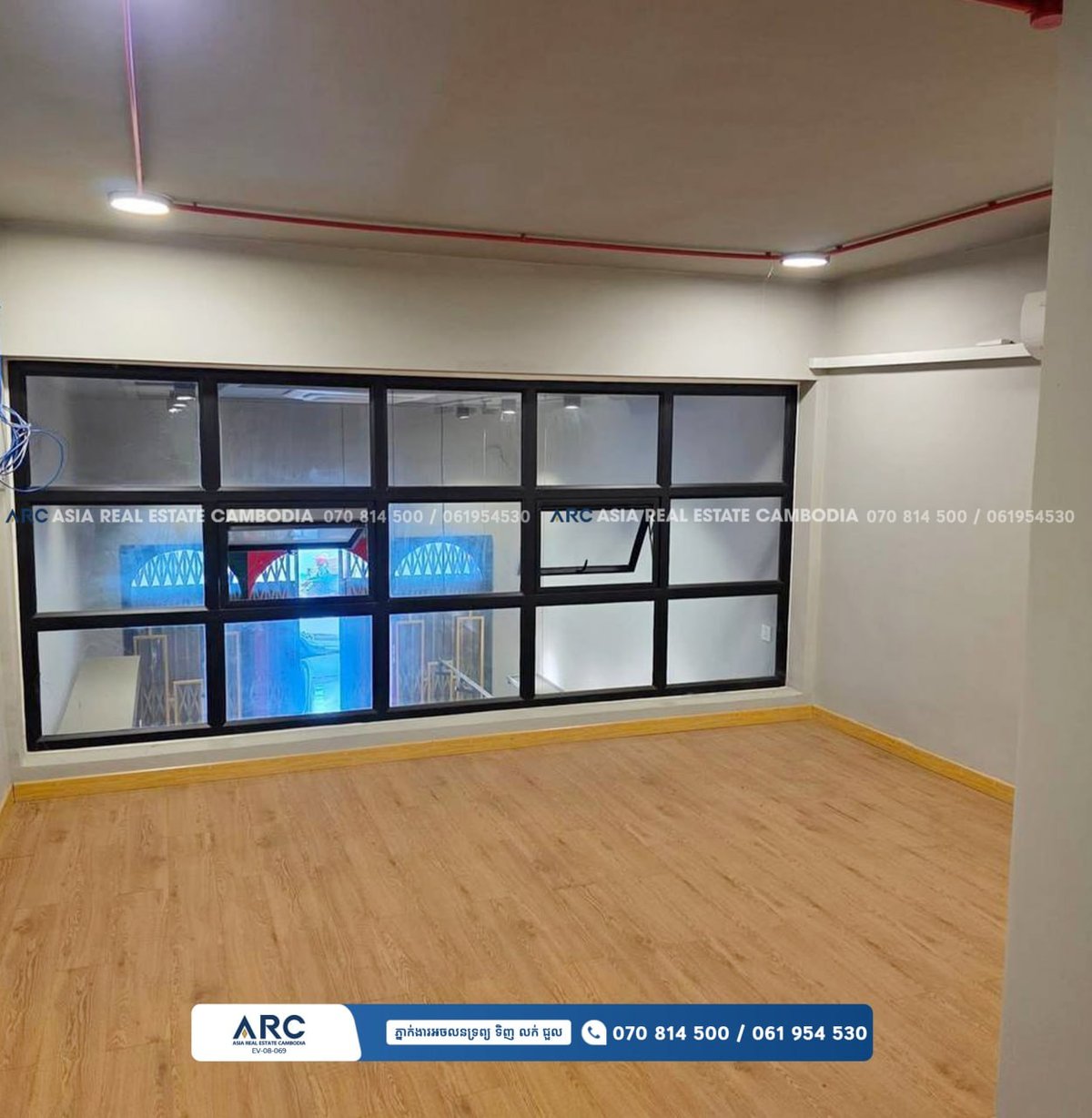 堆谷区德波市场附近4层排屋出售,占地4m x 25m,建筑面