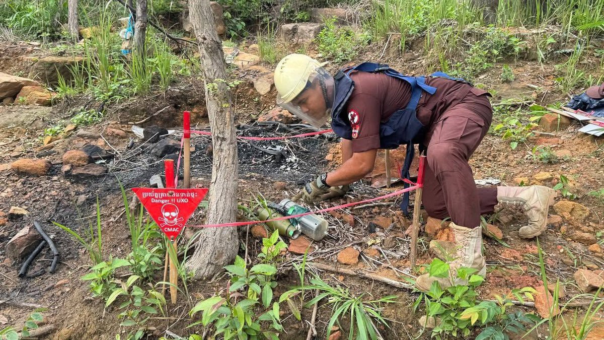 柬埔寨地雷行动中心成功拆除战争遗留自杀式无人机