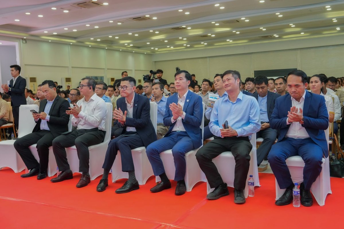 翁赛维索在磅通省启动创业支持计划 惠及农户及中小企业