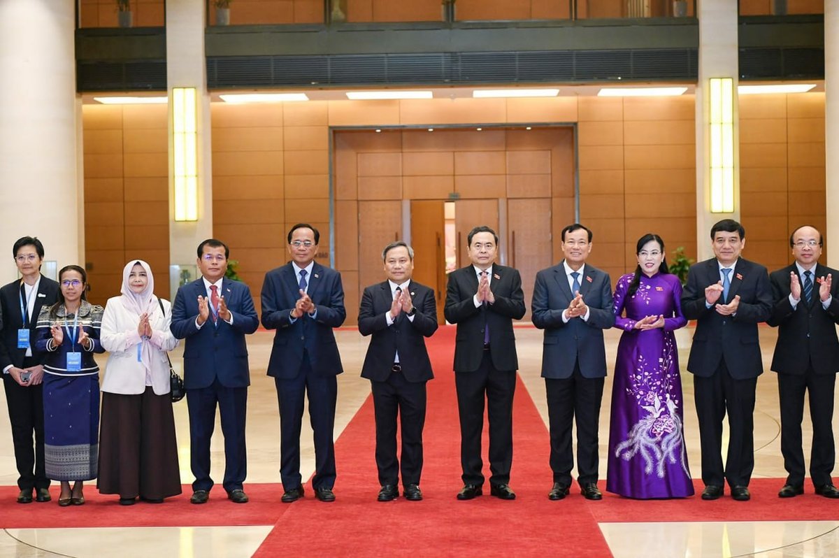 暹粒省政府赴越交流智慧城市建设 推动城市可持续发展