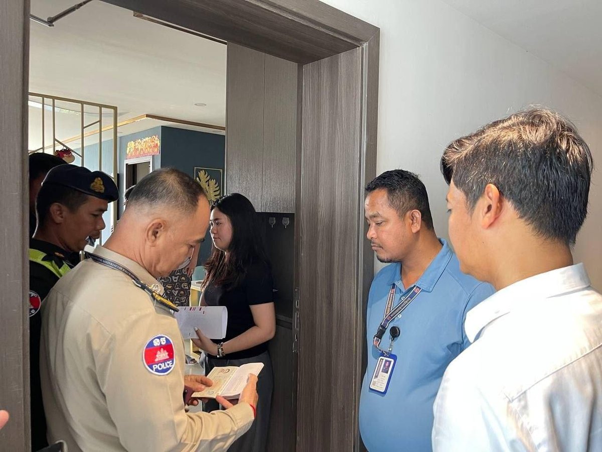 金边The Peak大楼突击清查 8名涉诈人员被捕