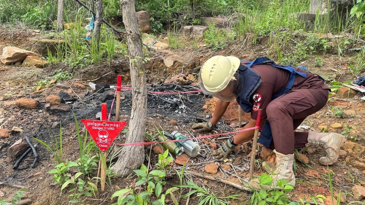 柬埔寨地雷行动中心成功拆除战争遗留自杀式无人机