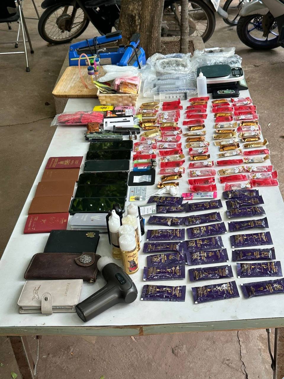 波贝警方抓获5名泰国籍嫌犯 涉嫌毒品及非法持枪