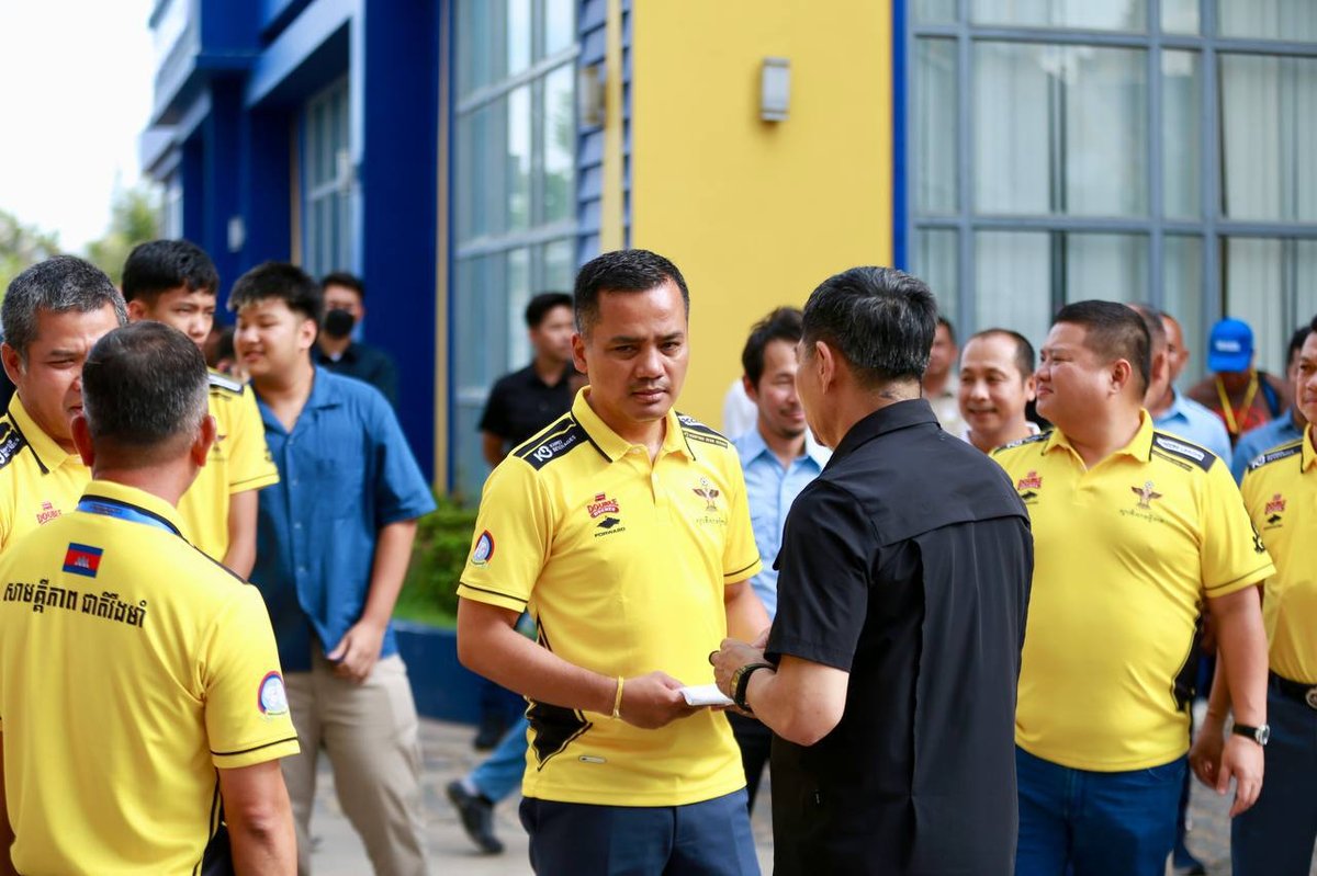 维萨卡足球联赛第九届开幕仪式于6月6日在维萨卡体育场举行