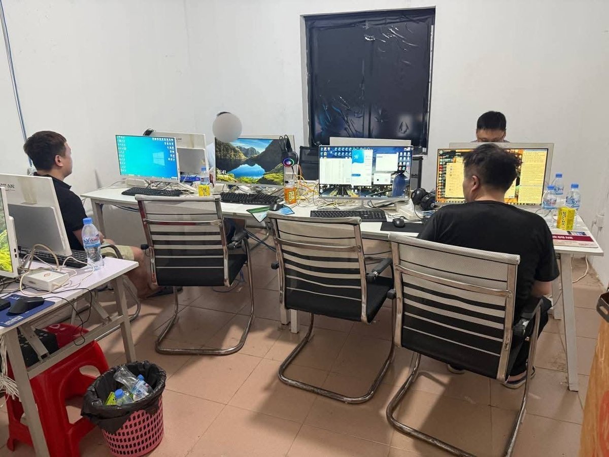 西港警方突袭网诈窝点 抓获40名嫌疑人含36名中国公民