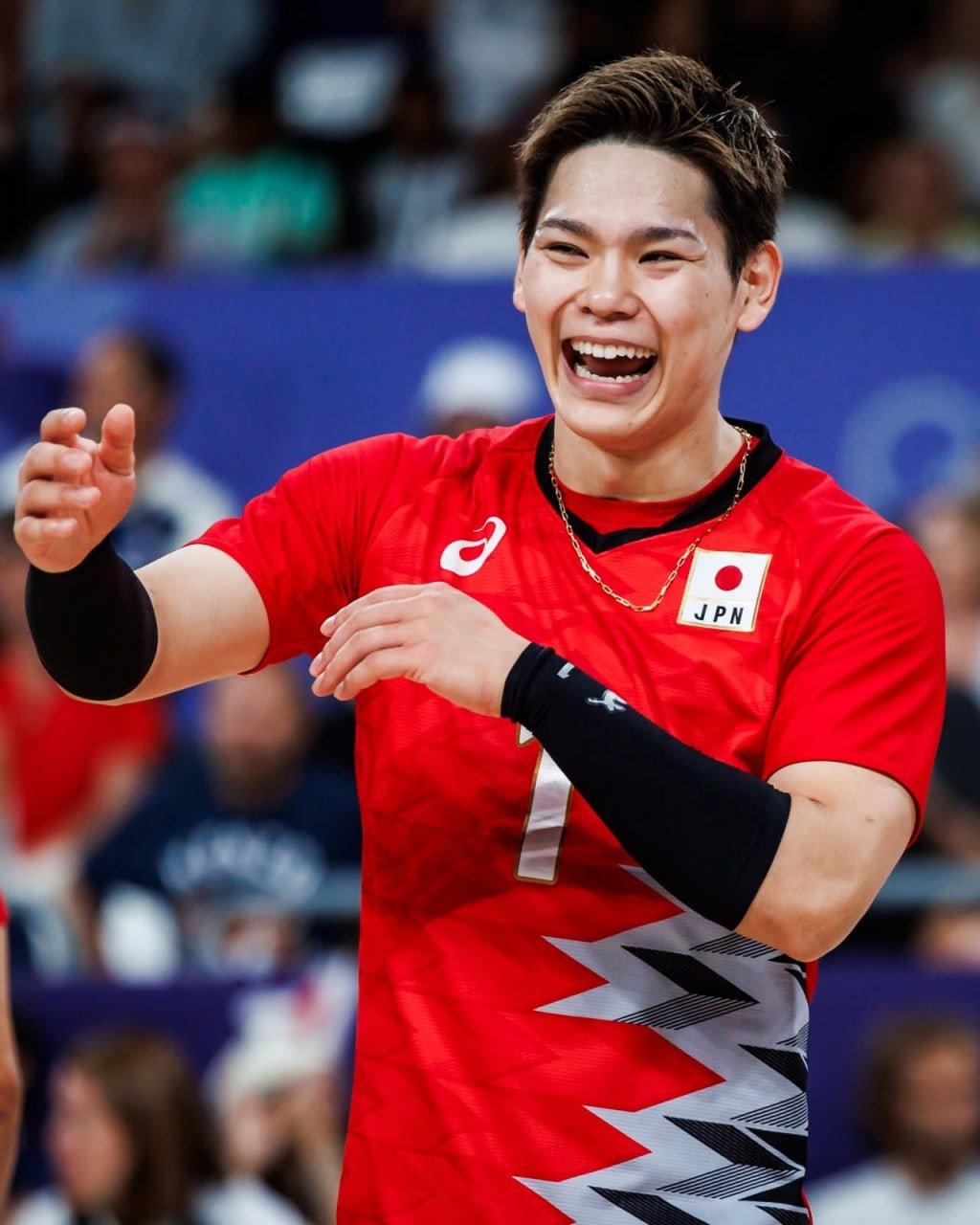 日本男排FIVB世界联赛首战告捷 3比0横扫乌克兰