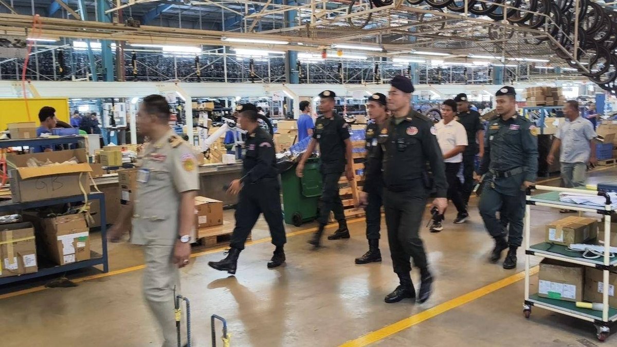 柴桢警方突击齐鲁经济特区检查电诈 严查外籍员工信息