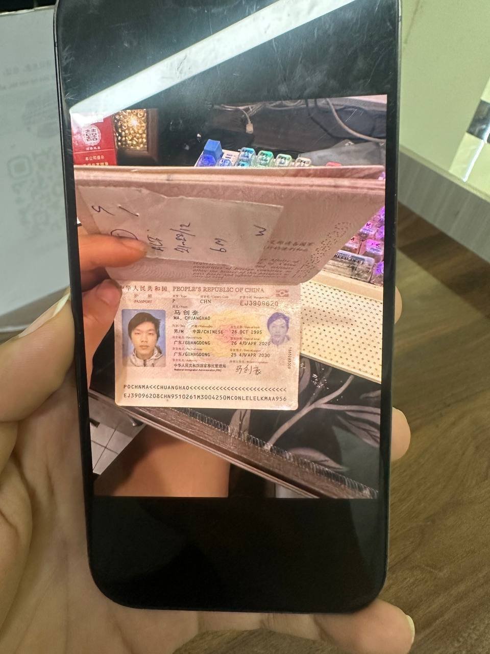 Bami公寓针对租客指控其偷盗金链一事发布澄清,指出该租客存