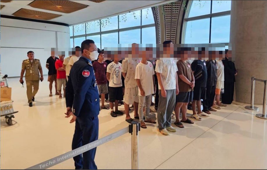 164名涉网诈骗中国籍人员被柬埔寨驱逐出境