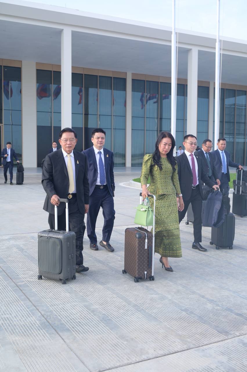 洪玛奈赴越南出席东盟未来论坛 柬埔寨勋爵协会随行
