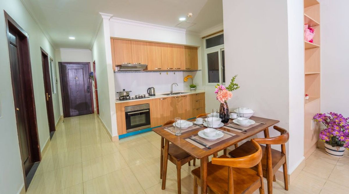 BKK2区域三房两卫公寓招租,面积109平方米,全屋家具家电