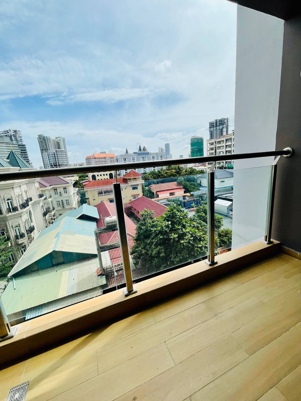 BKK时代广场3两房公寓招租 月租$500含物业费 拎包入住