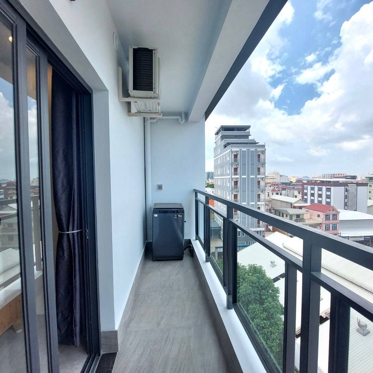 森速区Residence H公寓一房招租 月租$330含家具