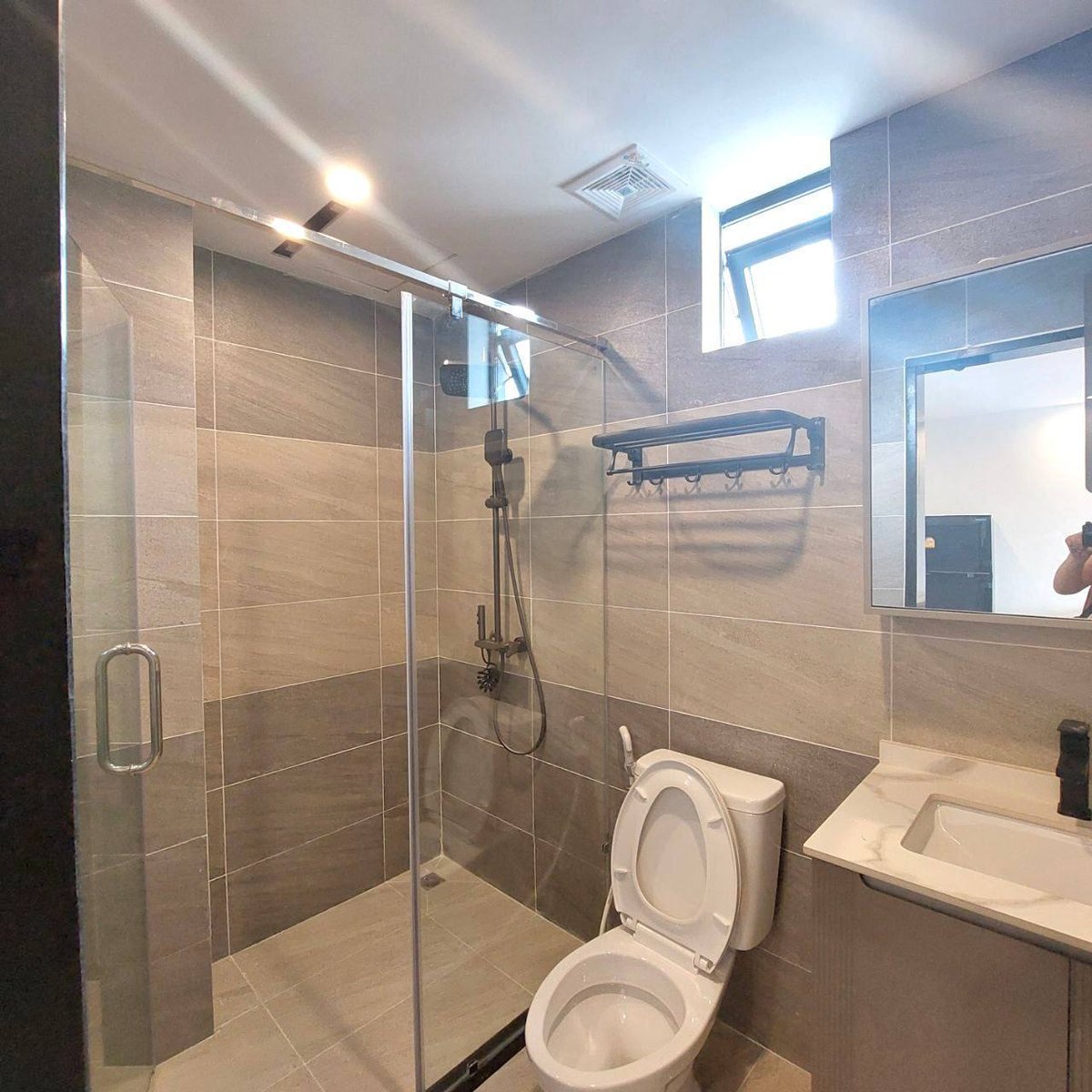 森速区Residence H公寓一房招租 月租$330含家具