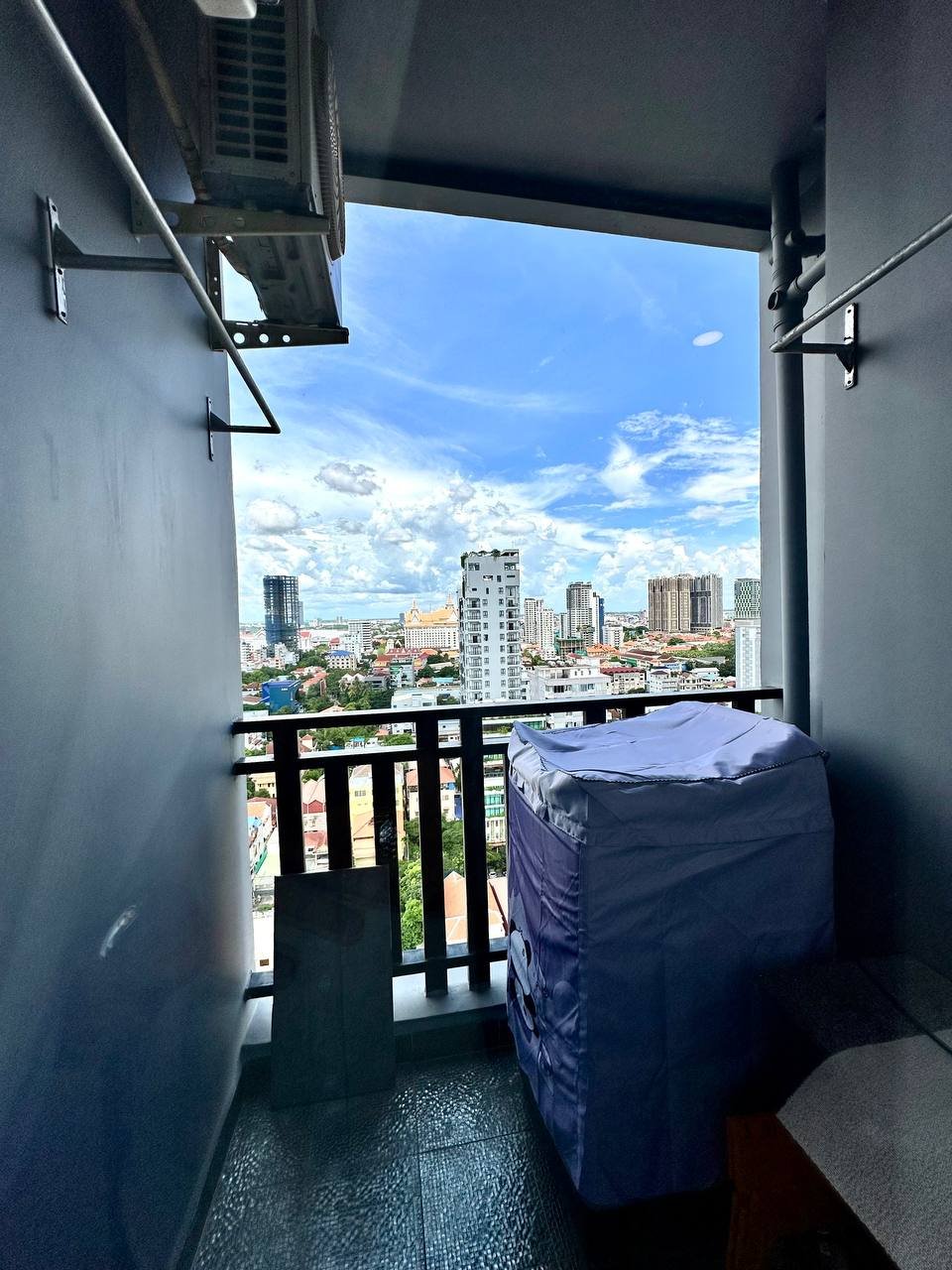 BTB2 L Residence一房一厅招租 月租$350含