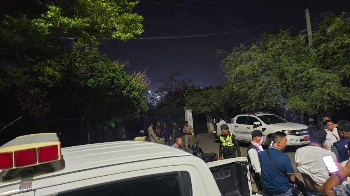 金边鲁西郊区切索帕拉街一办公点被查扣设备