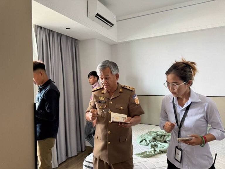 金边森速区公寓突查 2名中国人涉枪涉毒被捕