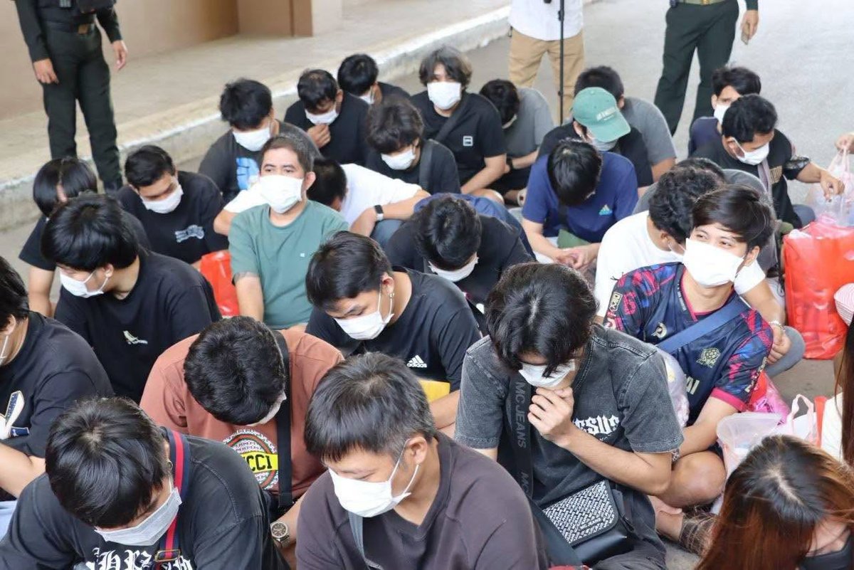 柬埔寨驱逐49名泰国籍涉诈人员 波贝口岸移交泰方