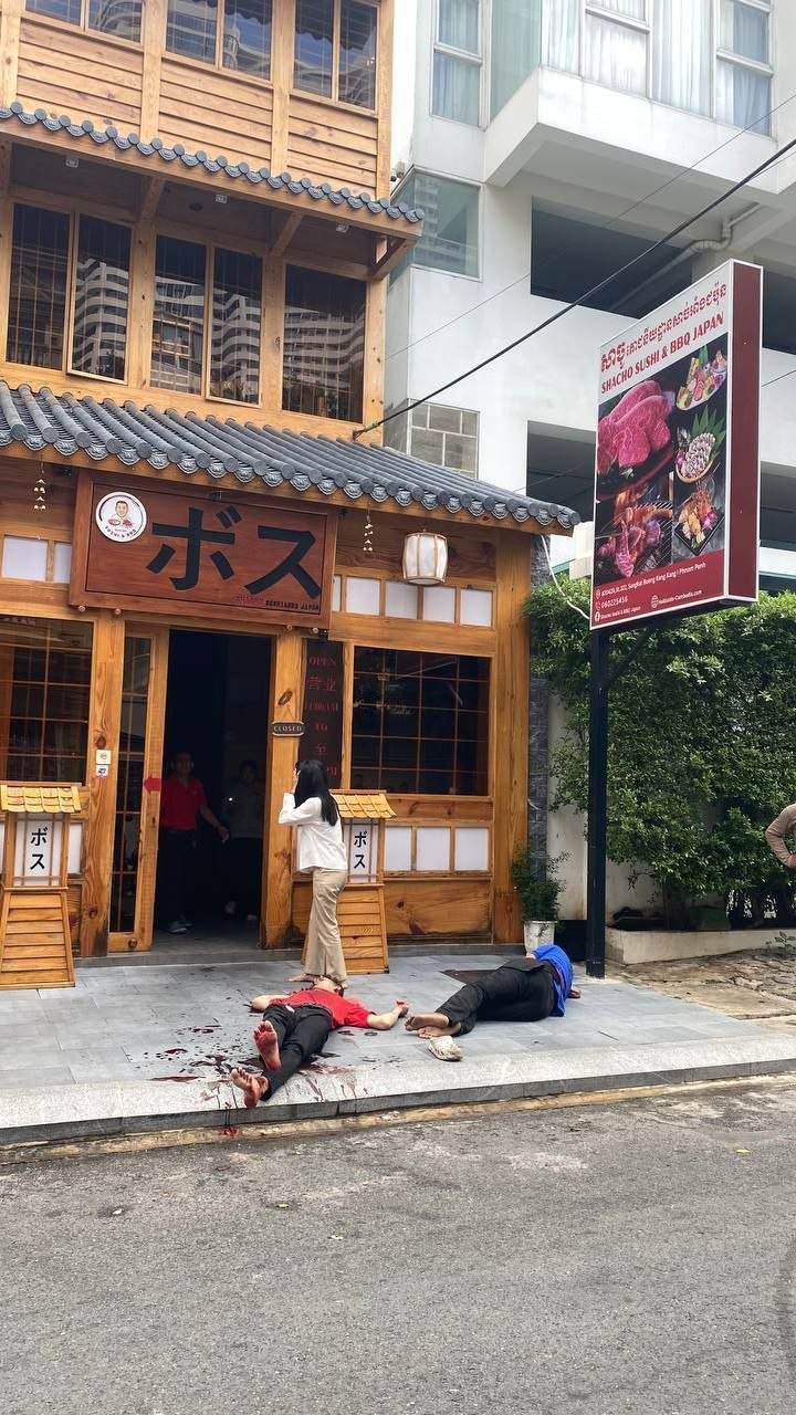 万景岗1区中餐厅燃气爆炸 多人重伤送医