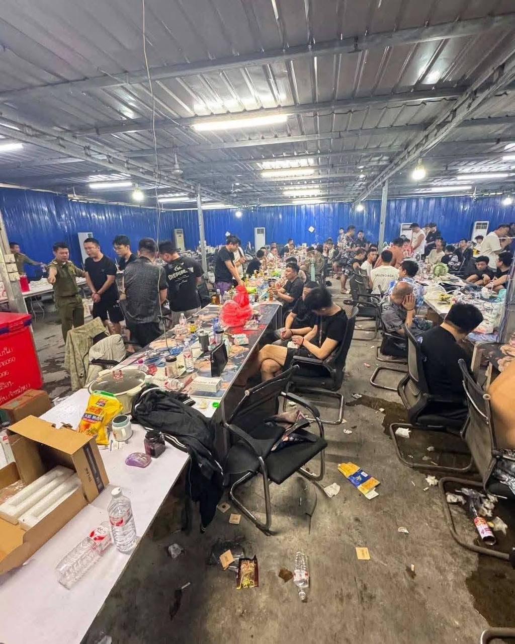 老挝波乔省捣毁电诈团伙 抓获142名中国籍人员