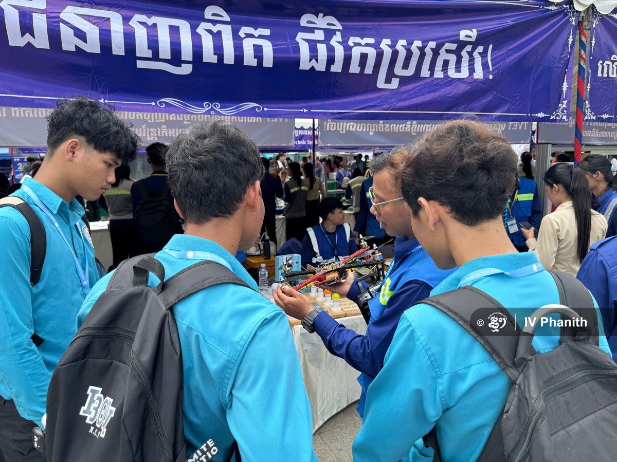 暹粒省举办第九届TVET职业教育日 展示学生技术成果