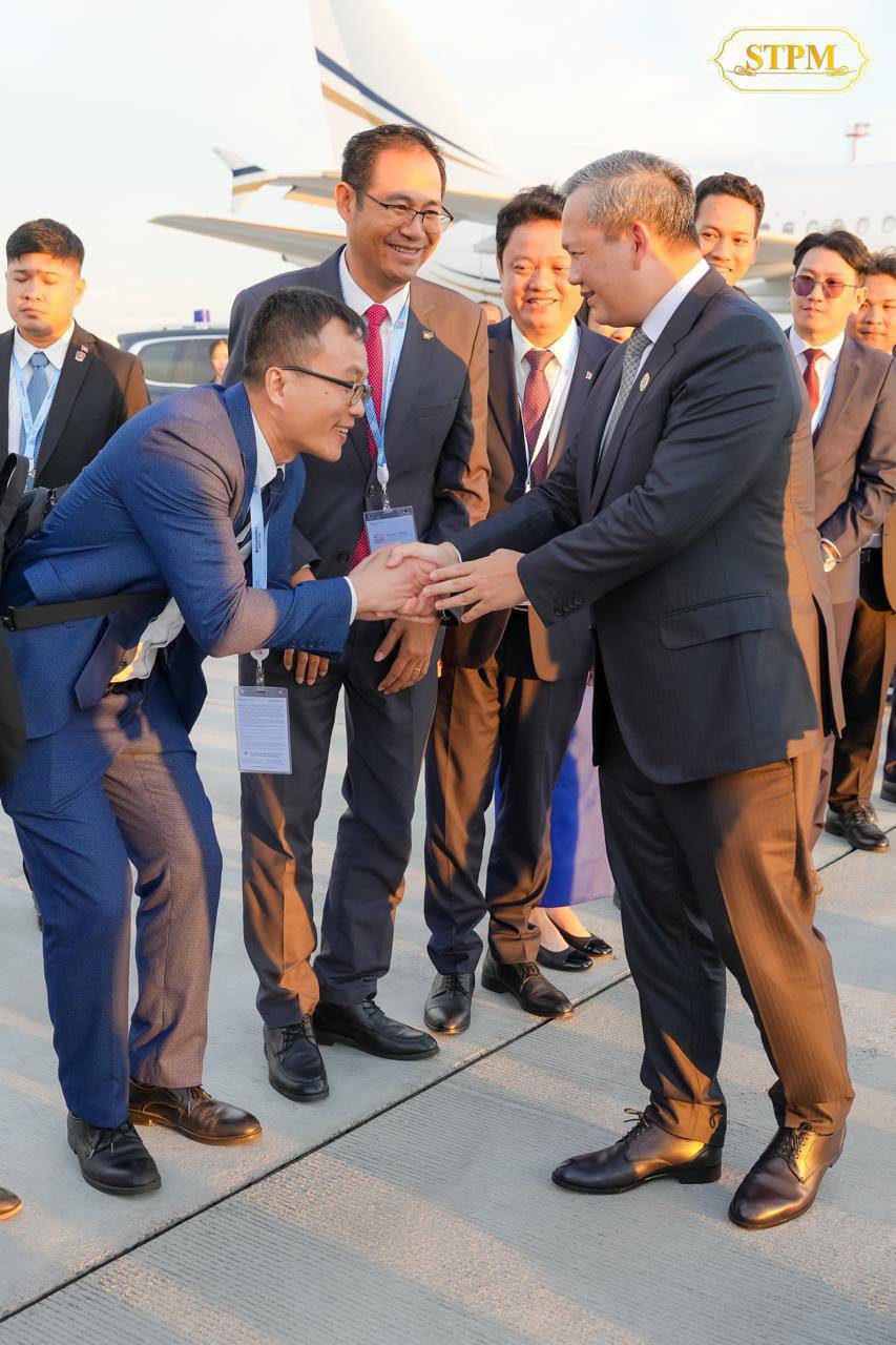 洪玛奈结束俄罗斯访问回国 成功出席东盟俄罗斯峰会