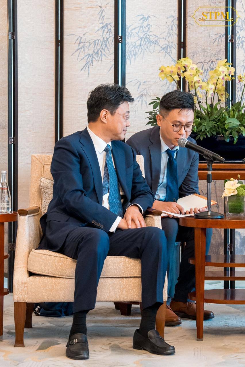 洪玛奈会见上海建工集团总裁 探讨大型基建合作
