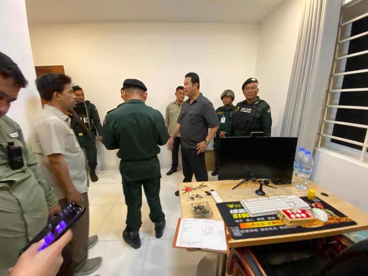 金边菩萨芷区突查非法居留 13名外籍人员涉网诈被捕