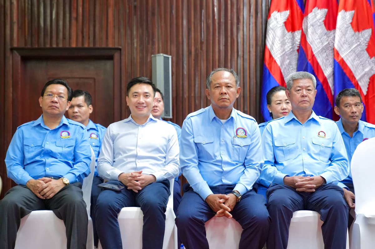 洪玛尼出席磅清扬省青年联合会新任领导就职仪式