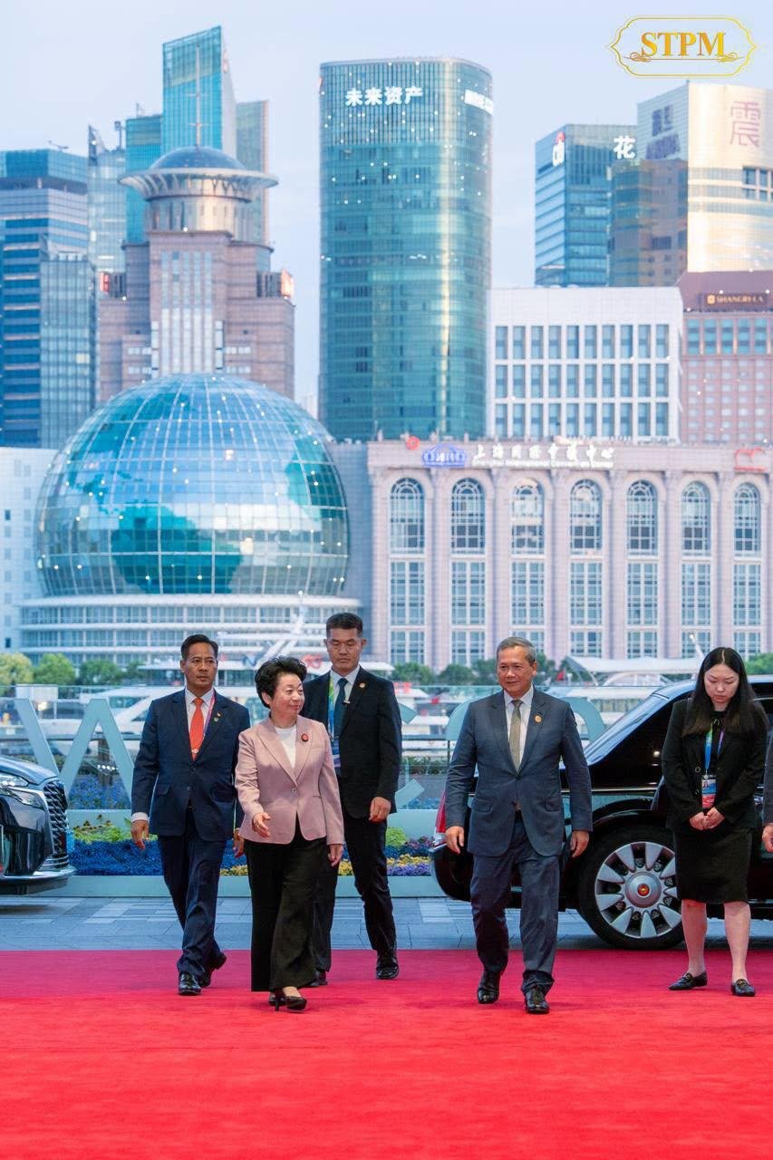 洪玛奈出席世界人工智能大会 习近平设宴欢迎