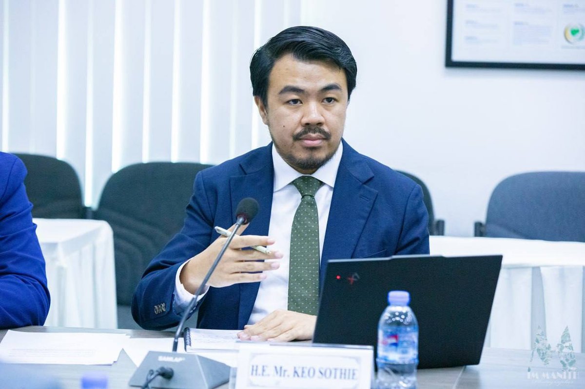 柬埔寨人权委员会与联合国人权代表举行会晤