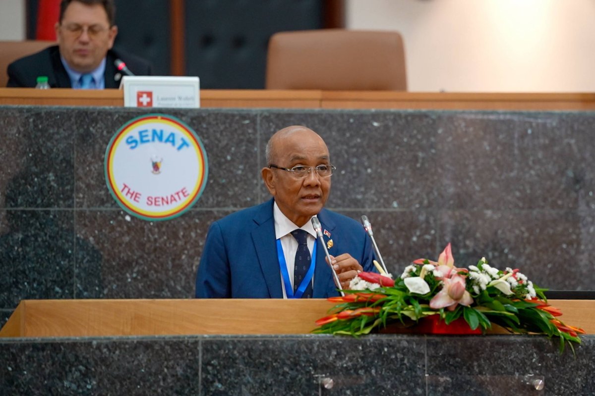 高竹德玛在喀麦隆举行的第51届法语国家议会大会上,就边境冲突